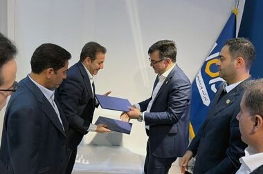 پتروشیمی نوری با کاشت ۸۸۰۰ نهال حرا مورد تقدیر قرار گرفت