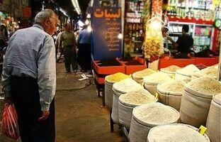  کمبود تقاضا در بازار به دلیل کاهش قدرت خرید مردم/ برنج خارجی ۱۰ تا ۱۵ درصد گران شد