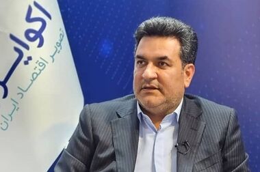 سرپرست شرکت پتروشیمی هنگام با مدیرعامل شرکت ملی صنایع پتروشیمی دیدار کرد