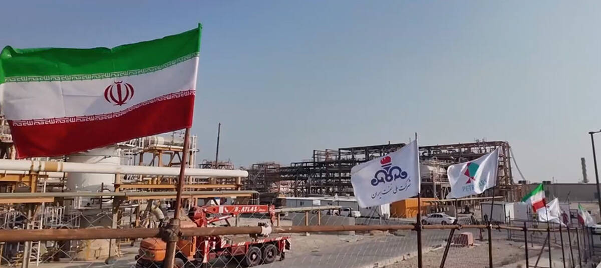 بازدید مدیرعامل گروه پتروپارس از روند بازسازی پالایشگاه پنجم/ فاز ۹و۱۰ پارس جنوبی