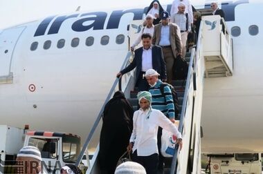 تشکیل ستاد مراسم وداع با قائد شهید در شرکت فرودگاه‌ها و ناوبری هوایی ایران