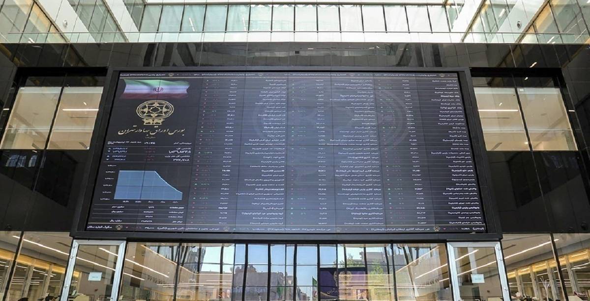 ۶۹ هزار سهامدار تاکنون سبد دارایی خود را بیمه کردند/ شاخص‌های بازار سرمایه سبز می‌مانند؟