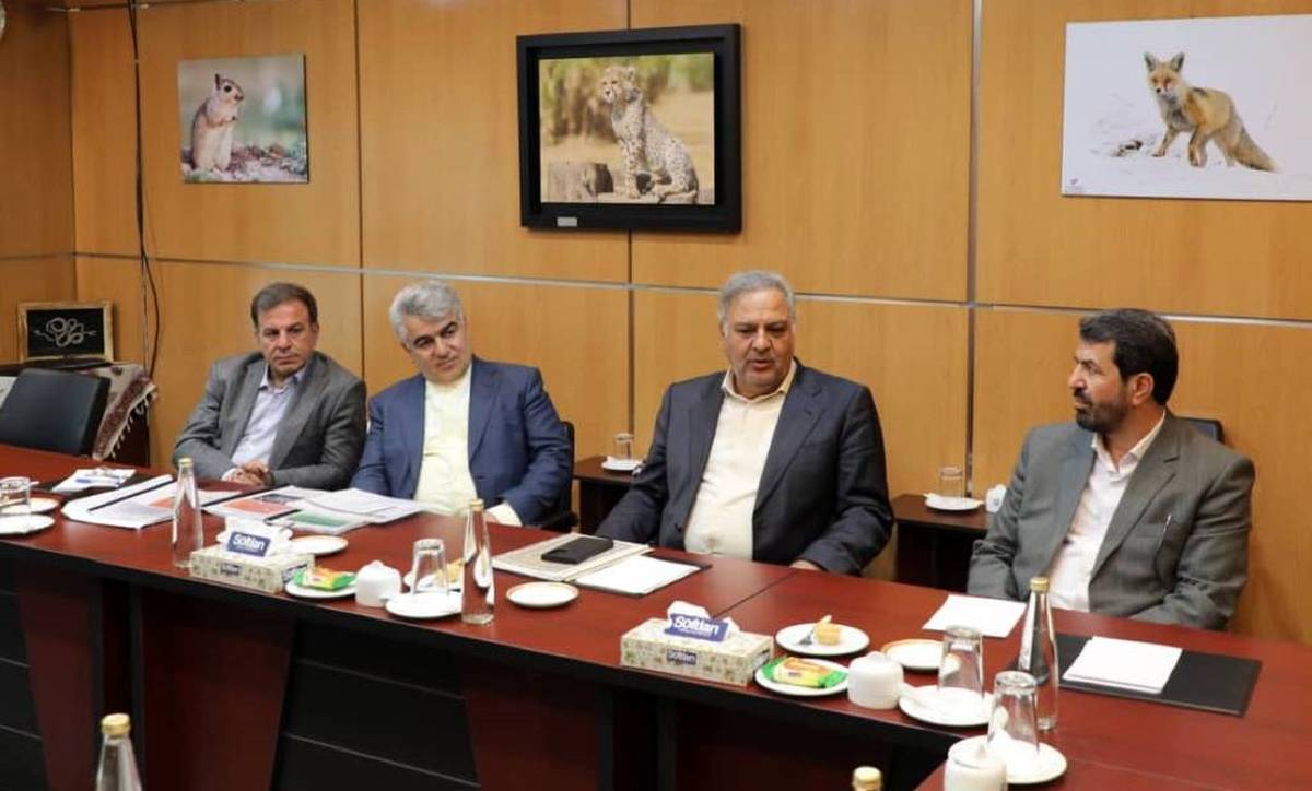 دیدار نوروزی مدیر عامل و عضو هیات مدیره صبانور با دکتر ملانوری استاندار همدان ودکتر رنجبرزاده رئیس مجمع نمایندگان استان همدان