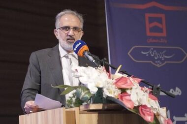 قدردانی معاون وزیر راه از همراهی بانک مسکن در پیشبرد نهضت ملی مسکن/ پیشرفت فیزیکی بالای ۷۰درصدی نهضت ملی مسکن لرستان با حمایت های بانک مسکن