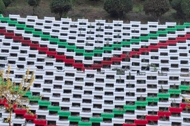 جمع آوری و ساماندهی بساط گستران در محور خیابان شهرداری