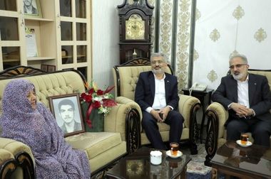 بهره برداری از میزخدمت با رویکرد مشتری محوری در هفته دولت