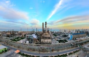 رکوردهای جدید پتروشیمی بندر امام در نیمه نخست سال ۱۴۰۴/ بالاترین میزان تولید ۸ سال اخیر و صادرات بیش از یک میلیون تن