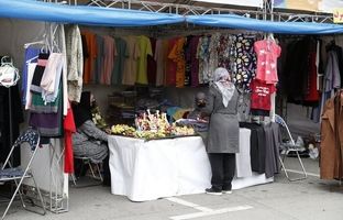 ساماندهی دست‌فروشان منطقه ۲ در بازارچه‌های موقت بهاره