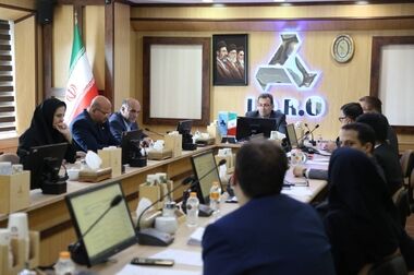 بررسی چالش‌های واگذاری و تشریح برنامه‌های بازسازی صنایع آسیب‌دیده در نشست هم‌اندیشی مجمع عمومی ایدرو / تأکید رئیس هیات عامل ایدرو بر ضرورت تفویض اختیارات سرمایه‌گذاری