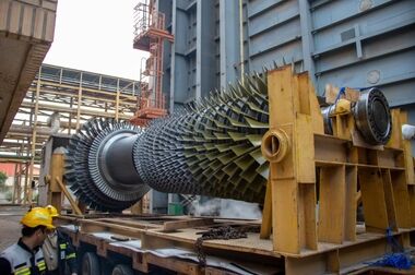 فجر انرژی خلیج فارس طلایی‌ترین نشان مدیریت مالی کشور را کسب کرد