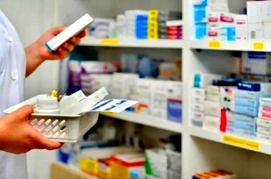 بحران ارزی و فشار بر زنجیره تأمین دارو / هشدار کمبود دارو و شیرخشک در ماه‌های آتی