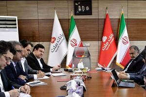 نشست مشترک مدیرعامل بانک ملت و رییس دانشگاه صنعتی شریف با موضوع حمایت از تولیدات علمی و فناورانه