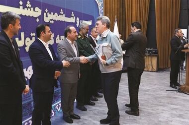 باید به‌موازات موضوعات فنی در زمینه شفافیت و مبارزه با فساد مدعی و پیشرو باشیم