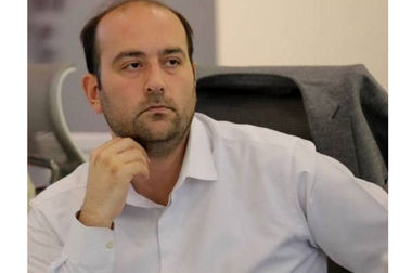 اجرای 800 متر نورپردازی شهری در پل خاقانی 