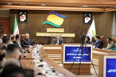 نشست هم‌اندیشی سخنگوی دولت با نخبگان و اهالی فرهنگ، ارتباطات و رسانه در منطقه آزاد انزلی برگزار شد