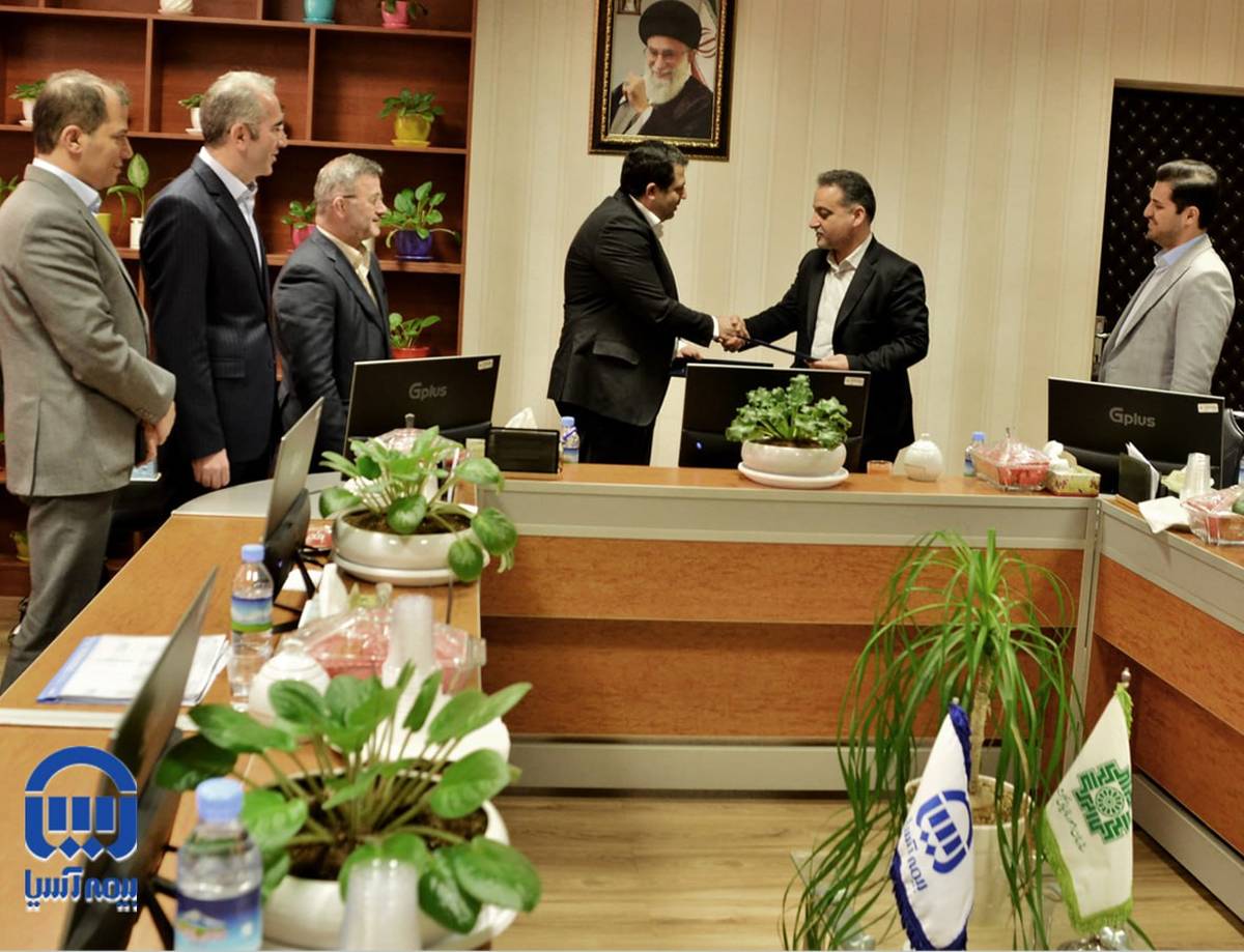 رضایت سازمان امور مالیاتی از بیمه اسیا هشت ساله شد/ تمدید قرارداد همکاری با سازمان امور مالیاتی کشور همراه با رضایتمندی و مشتری مداری