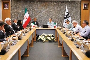 قهرمانی دختران آکادمی والیبال فولاد مبارکه در مسابقات زیر ۱۳ سال منطقه ۳ استان