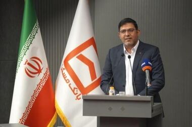 حضور مدیرعامل و هیات همراه در جمع روسای شعب هرمزگان/ تاکید دکتر خورسندیان بر تداوم مسیر خدمت رسانی