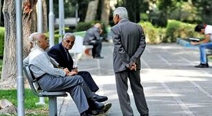 آغاز پرداخت حقوق خردادماه بازنشستگان از فردا/ صدور احکام جدید و اعمال افزایش حقوق‌ها