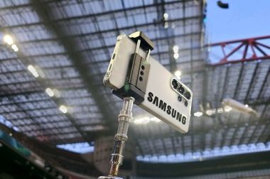 روایت حقیقت از دل ویرانی؛ منطقه ۴ تهران در قاب نگاه خبرنگاران جهان/ بازدید خبرنگاران رسانه‌های خارجی از اماکن آسیب‌دیده در حوادث تروریستی اخیر