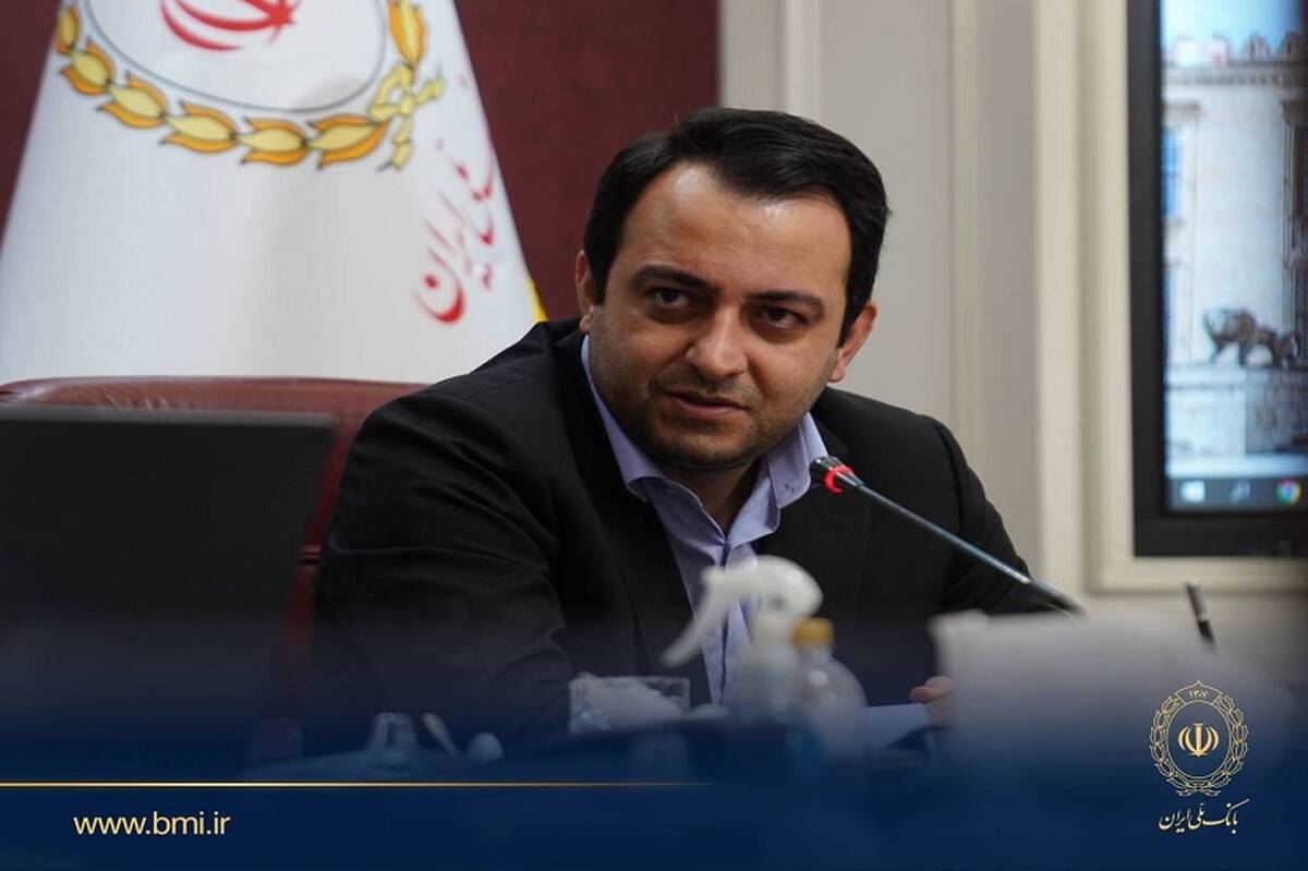  مدیرعامل بانک ملی ایران روز خبرنگار را تبریک گفت