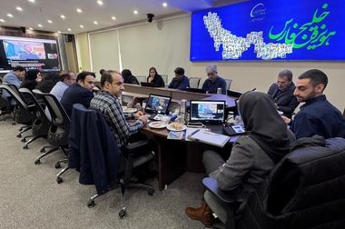  ارائه گزارش عملکرد واحدها در نخستین جلسه: اولویت‌ها برای رفع نواقص مشخص شد / صادقی در نخستین نشست مدیران: مسیر موفقیت از هم‌افزایی و اعتماد می‌گذرد