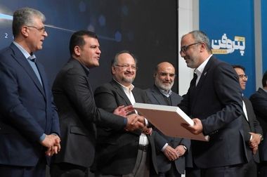 رکورد تولید و فروش محصولات گروه صنایع پتروشیمی خلیج‌فارس شکسته شد/ ۱۰ شرکت تولیدی تابعه هلدینگ بیش از سال گذشته تولید کردند