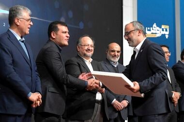 رکورد تولید و فروش محصولات گروه صنایع پتروشیمی خلیج‌فارس شکسته شد/ ۱۰ شرکت تولیدی تابعه هلدینگ بیش از سال گذشته تولید کردند