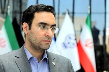 هلدینگ لبنی شستا وارد بورس تهران می‌شود