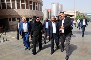 حجت الاسلام والمسلمین ثقفی مشاور امور ایثارگران وزارت امور اقتصادی و دارایی: فرهنگ ایثار، ریشه پیشرفت ایران است؛ ایمان و اراده شهدا الگویی برای آینده ‌سازان کشور