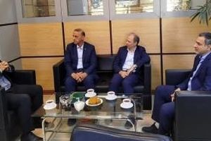 بازدید نماینده گناباد و بجستان از شعبه مشهد بانک توسعه صادرات ایران