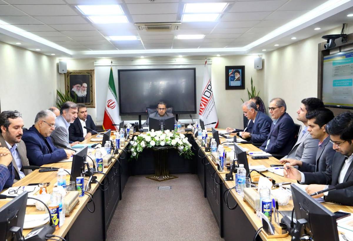 آقاجانلو: پروژه های منطقه ویژه اقتصادی پارسیان اولویت بندی شود/ ضرورت ارایه برنامه برای جذب سرمایه گذار جدید