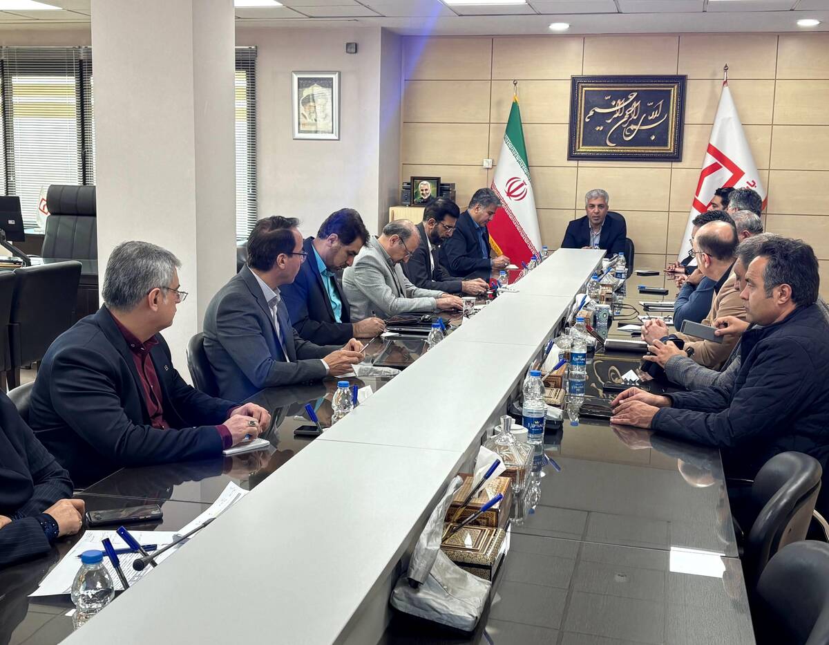 لزوم تمرکز تجمیع منابع مالی بخش مسکن و ساختمان در بانک مسکن / تامین مالی ۶ همتی نهضت ملی در استان مرکزی توسط بانک مسکن