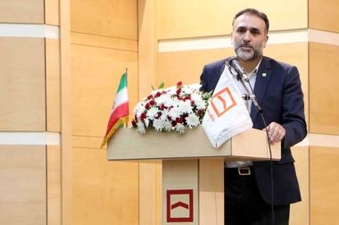 ادای احترام مدیرعامل بانک مسکن و هیات همراه به مقام شهدا/تاکید دکتر خورسندیان بر تلاش در جهت سربلندی ایران اسلامی